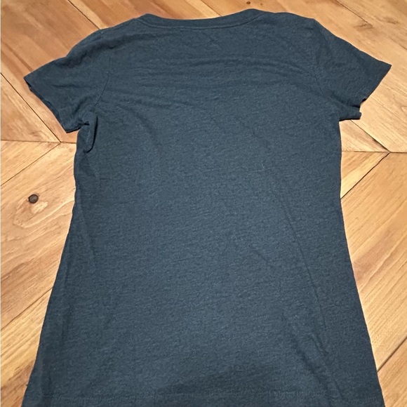 Find your Anchor Navy Graphic Tee size M - Picture 4 of 4